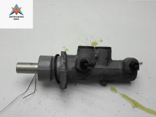 цилиндр тормозной главный Volkswagen Golf 4 поколение 1999, 1.9 л., дизель, МКПП, чёрный, хетчбэк 3 дв.