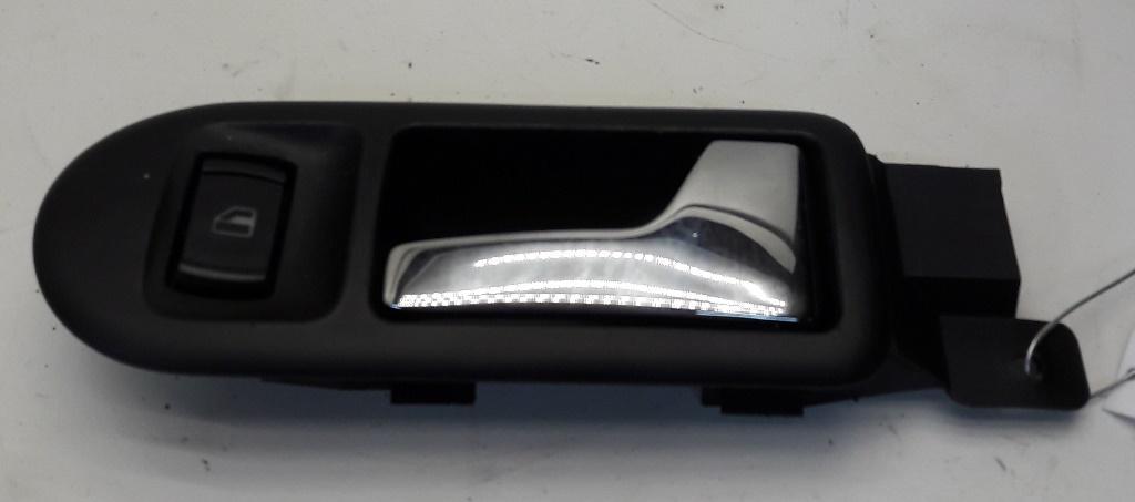 ручка внутренняя передняя правая Volkswagen Passat B5+ (GP) 2001, 1.6 л., бензин, МКПП, синий, универсал, 3B1837114T