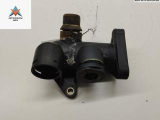 фланец (тройник) системы охлаждения Audi A4 B5 1995, 1.8 л., бензин, МКПП, белый, седан, 058121133B