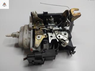 замок двери передней правой Audi A4 B5 [рестайлинг] 2000, 1.9 л., дизель, МКПП, синий, седан, 4D1837016D