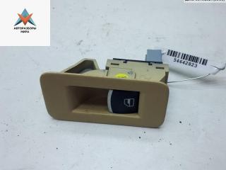 кнопка стеклоподъемника переднего правого Volkswagen Touareg 1 поколение 2003, 4.2 л., бензин, АКПП, синий, внедорожник 5 дв., 7L6959851A