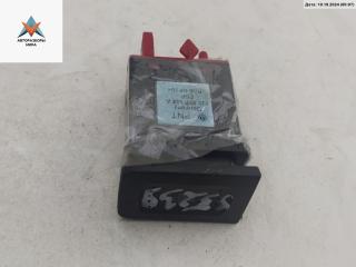 кнопка (выключатель) Volkswagen Golf 4 поколение 2000, 1.9 л., дизель, МКПП, чёрный, универсал, 1J0927134A