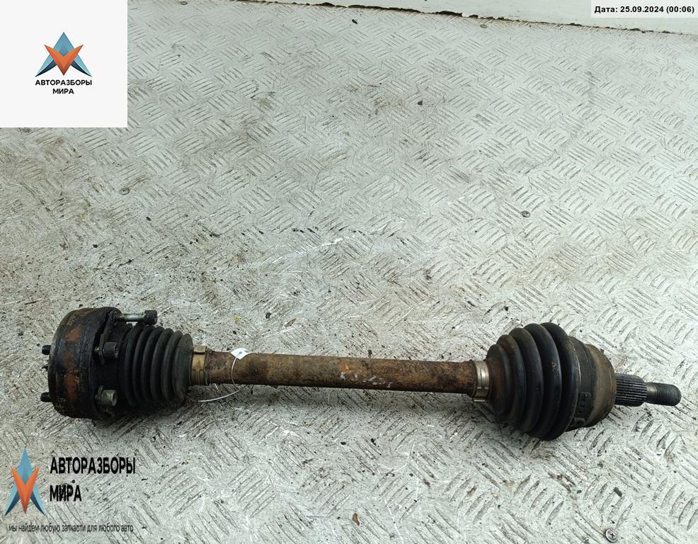 полуось передняя левая (приводной вал, ШРУС) Volkswagen Golf 4 поколение 1999, 1.4 л., бензин, МКПП, серый, хетчбэк 3 дв. - фото №1