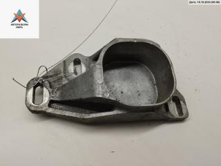 кронштейн двигателя Audi A4 B7 2005, 2.0 л., дизель, АКПП, чёрный, универсал, 8E0199335N