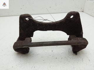 скоба суппорта Fiat Punto 2 поколение [рестайлинг] 2003, 1.2 л., бензин, МКПП, серый, хетчбэк 5 дв.