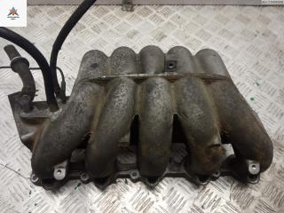 коллектор впускной Volvo V70 2 поколение 2000, 2.4 л., бензин, универсал, 9486208