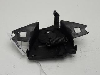 замок капота Volkswagen Passat B4 1996, 2.0 л., бензин, МКПП, зелёный, универсал, 3A0805591