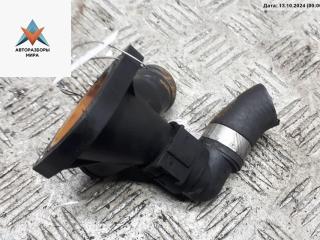 фланец (тройник) системы охлаждения Volkswagen Passat B5 [рестайлинг] 2001, 2.0 л., бензин, МКПП, синий, универсал, 4010047