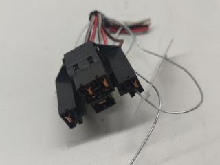 разъем (фишка) проводки Audi A6 4A/C4 1994, 2.0 л., бензин, МКПП, серый, седан, 443972995