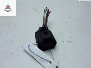 разъем (фишка) проводки Volkswagen Golf 4 поколение 2001, 1.4 л., бензин, МКПП, серый, хетчбэк 5 дв., 1J0973713