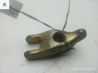 крепление форсунки IVECO Daily 3 поколение 2004, 2.3 л., дизель, МКПП, белый, микроавтобус