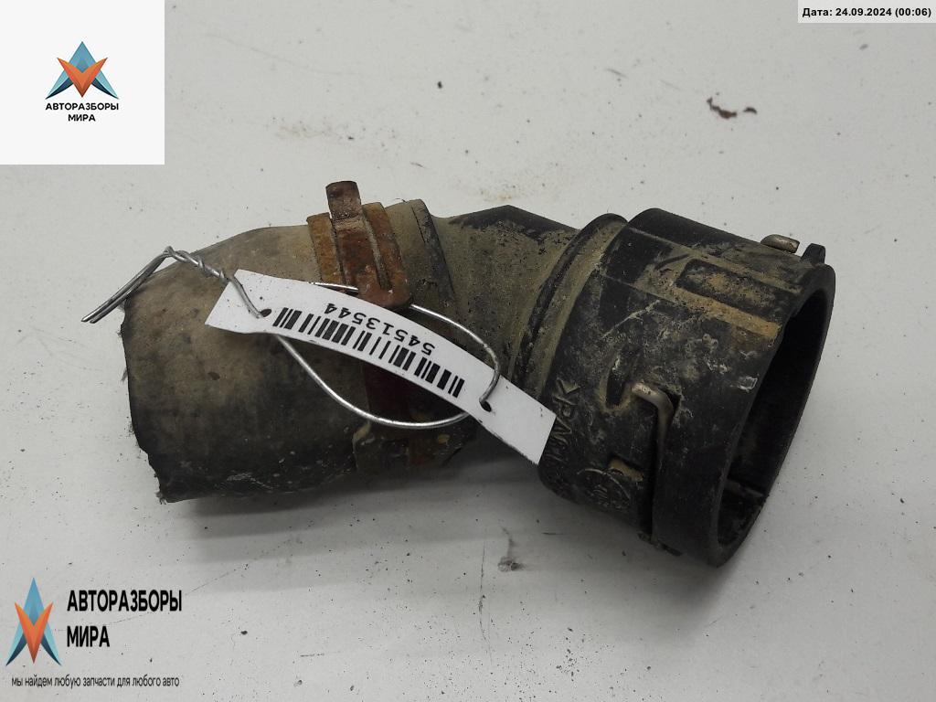 фланец (тройник) системы охлаждения Volkswagen Golf 4 поколение 2003, 1.9 л., дизель, МКПП, синий, универсал, 1J0121619 - фото №1