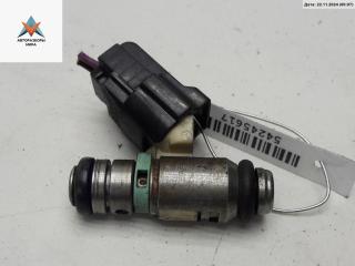 форсунка Volkswagen Golf 5 поколение 2004, 1.4 л., бензин, МКПП, чёрный, хетчбэк 3 дв., 036031AC