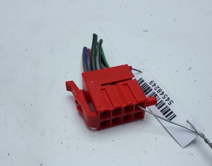 разъем (фишка) проводки Volkswagen Passat B3 1990, 1.8 л., бензин, МКПП, красный, универсал, 357953971