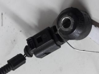 датчик детонации Volkswagen Golf-4 2002, 2.0 л., бензин, МКПП, синий, хетчбэк 3 дв.