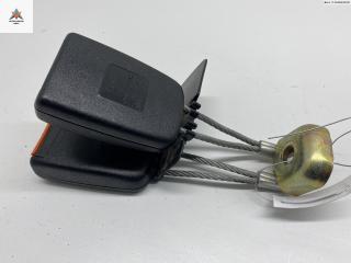 замок ремня безопасности Audi A6 4A/C4 1994, 2.8 л., бензин, МКПП, красный, седан, 4A0857739A