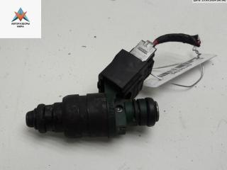 форсунка Volkswagen Golf 4 поколение 1998, 1.6 л., бензин, МКПП, красный, хетчбэк 5 дв., 037906031AA
