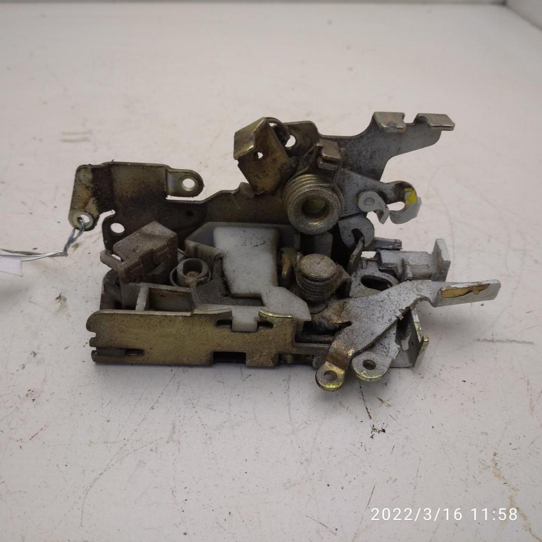 замок двери передней левой Volkswagen LT 2002, 2.5 л., дизель, МКПП, белый, микроавтобус