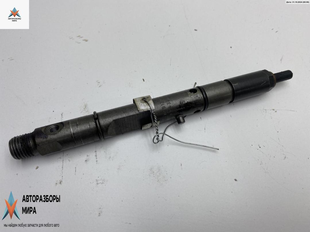 форсунка Audi A6 4B/C5 2000, 2.5 л., дизель, МКПП, чёрный, универсал, 059130201A - фото №1