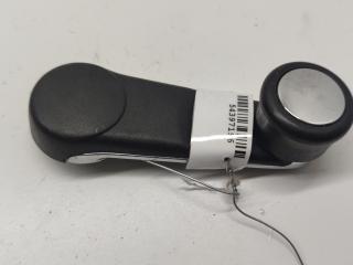 ручка стеклоподъемника Audi A4 B5 1997, 2.8 л., бензин, АКПП, зелёный, универсал, 443837581