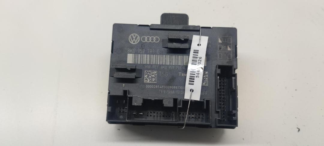 модуль управления двери Audi A4 B8 2008, 2.0 л., дизель, МКПП, серый, универсал, 8K0959793A
