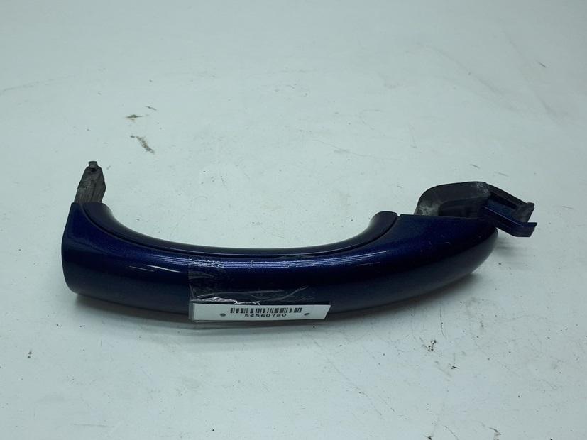 ручка наружная задняя левая Volkswagen Touareg 2003, 4.2 л., бензин, АКПП, синий, внедорожник 5 дв.