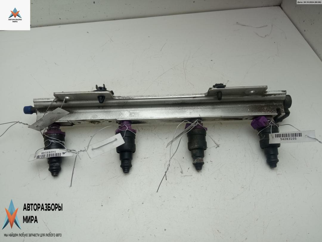 форсунка Volvo S40 1 поколение 1998, 1.8 л., бензин, МКПП, чёрный, универсал, 9125118 - фото №1