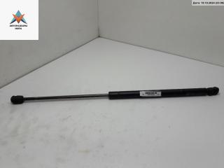 амортизатор крышки багажника (3-5 двери) Volkswagen Golf 3 поколение 1994, 1.4 л., бензин, МКПП, синий, хетчбэк 3 дв., 1H6827550A