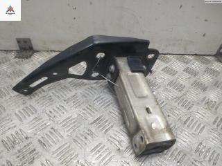 кронштейн переднего бампера Audi A6 4F/C6 2006, 2.0 л., дизель, МКПП, серый, универсал, 4F0807134