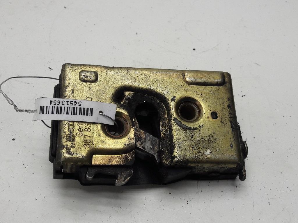 замок двери задней правой Volkswagen Passat B3 1992, 1.8 л., бензин, АКПП, синий, универсал, 357839016D - фото №1