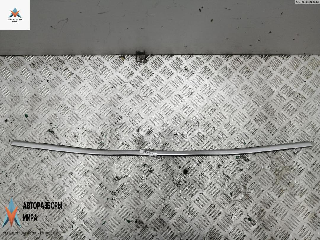 Молдинг стекла двери задней левой наружный Volvo V40 2 поколение 2014, 1.6 л., дизель, АКПП, синий, хетчбэк 5 дв., 31278605 - фото №1