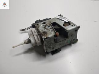 замок двери передней правой Audi A4 B5 1996, 1.8 л., Ti, бензин, МКПП, серый, седан, 8D1837016A