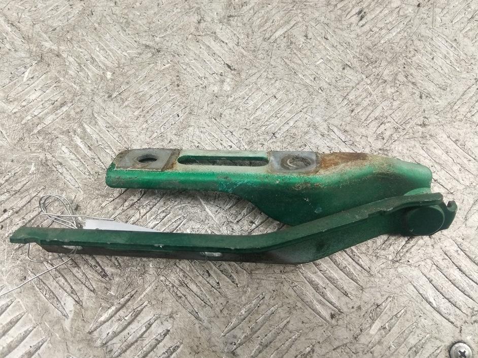 петля капота левая SEAT Cordoba 1996, зелёный, седан, 6K0823301