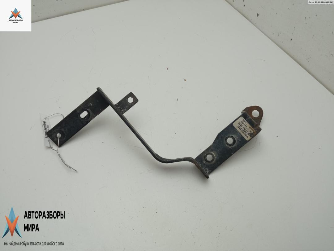 рамка фары противотуманной правой Volvo V70 1 поколение 1999, 2.4 л., бензин, МКПП, чёрный, седан, 8620230 - фото №1