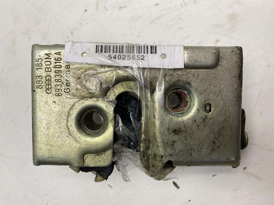 замок двери задней правой Audi 80 8A/B3 1988, 1.8 л., бензин, МКПП, серый, седан, 893839016A - фото №1