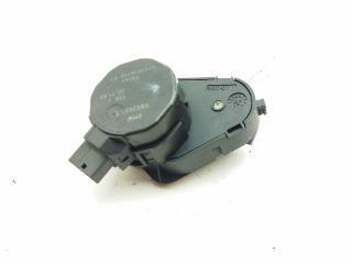 моторчик заслонки печки BMW 5 серия E39 [рестайлинг] 2000, 2.5 л., бензин, МКПП, чёрный, универсал, 6902695