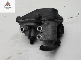 заслонка дроссельная Volkswagen Passat B6 2005, 2.0 л., бензин, МКПП, чёрный, универсал, 06F133482D