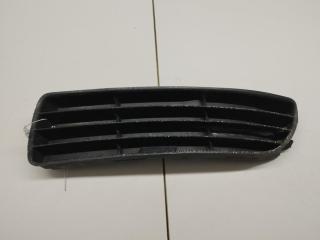 заглушка (решетка) в бампер Audi A4 B5 1995, 1.8 л., бензин, МКПП, белый, седан, 8D0807345B