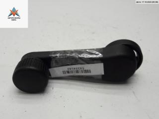 ручка стеклоподъемника Volkswagen Golf 3 поколение 1996, 1.4 л., бензин, МКПП, белый, хетчбэк 5 дв., 1H0837581