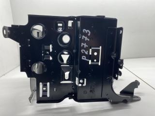 кронштейн (крепление) Audi A6 4F/C6 2007, 2.7 л., дизель, МКПП, чёрный, универсал, 4F0035209C