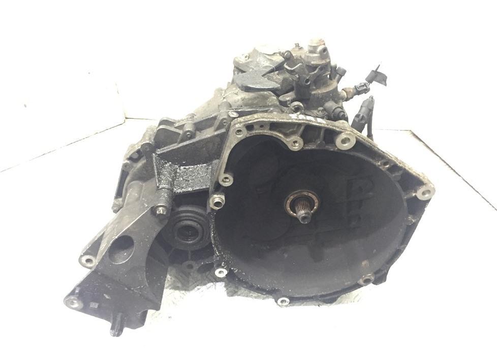 МКПП Saab 9-3 2005, 1.9 л., дизель, МКПП, белый, универсал