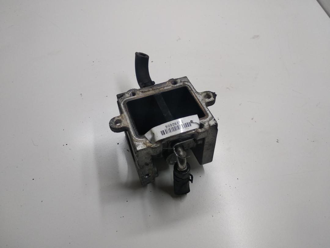 клапан EGR Audi Q7 4L 2007, 3.0 л., дизель, АКПП, чёрный, внедорожник 5 дв., 059131063D