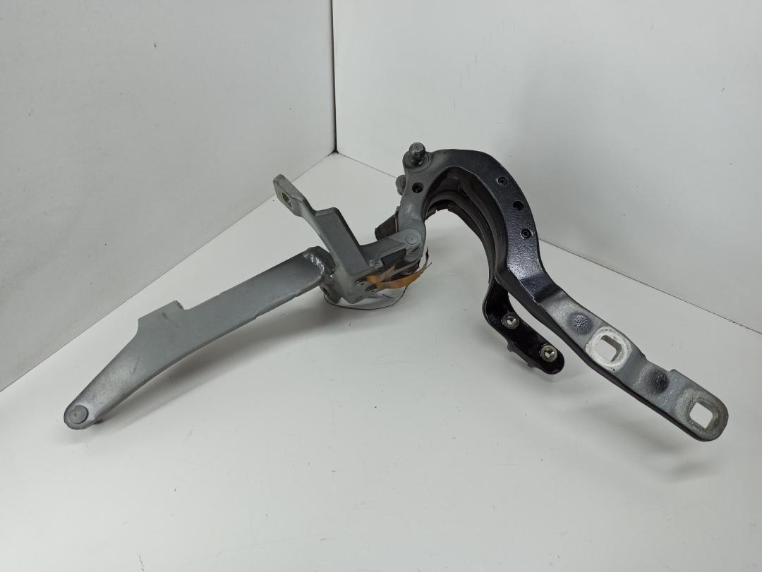 петля крышки багажника BMW 5 F10/F11 2013, синий, универсал, 7206640, 17120310