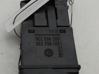 кнопка аварийной сигнализации Volkswagen Polo 3 поколение 1999, 1.4 л., бензин, МКПП, белый, универсал