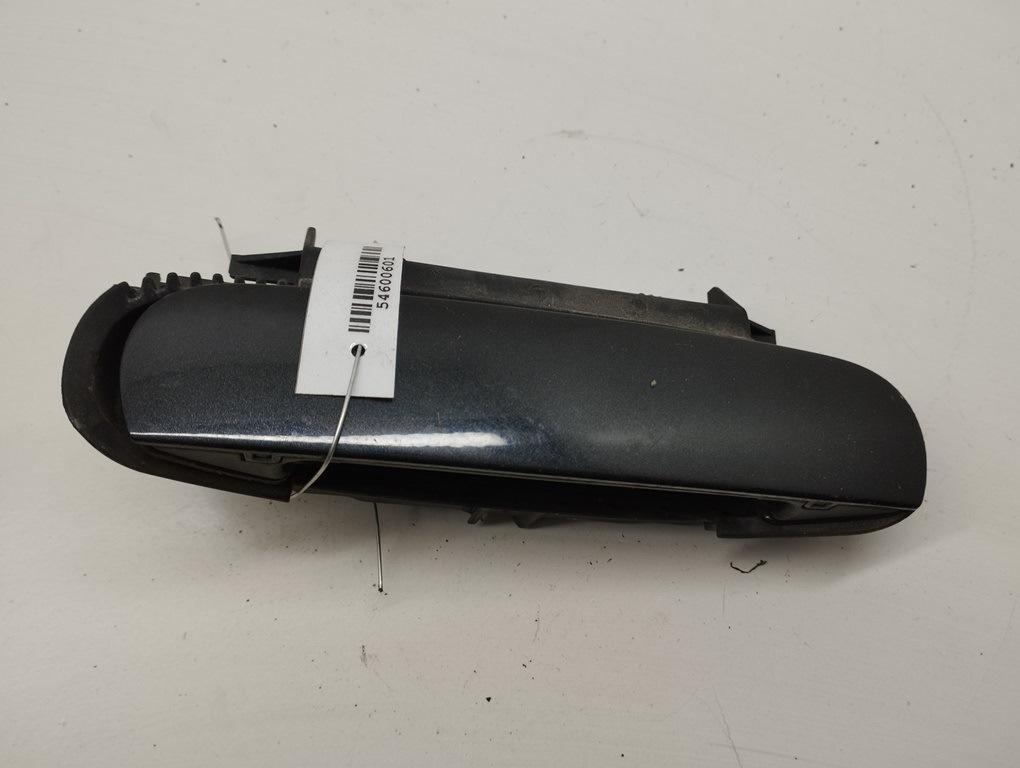 ручка наружная задняя правая Audi A6 C5 2002, 2.4 л., бензин, АКПП, чёрный, универсал, 4B0839885