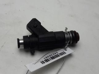 форсунка Volkswagen Golf-3 1997, 1.4 л., бензин, МКПП, чёрный, хетчбэк 3 дв., 030906031E