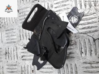 замок капота Volkswagen Golf 3 поколение 1997, 1.8 л., бензин, МКПП, зелёный, хетчбэк 5 дв., 1HM823509C