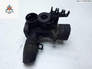 фланец (тройник) системы охлаждения Volkswagen Passat B4 1994, 1.8 л., бензин, МКПП, серый, седан, 037121133F