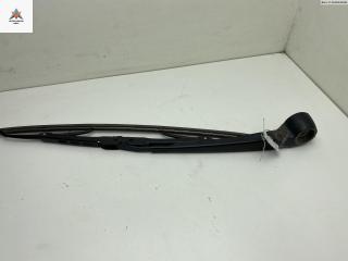 Щеткодержатель (поводок стеклоочистителя) задний Audi A3 8L 1998, 1.6 л., бензин, МКПП, чёрный, хетчбэк 3 дв., 8D9955407