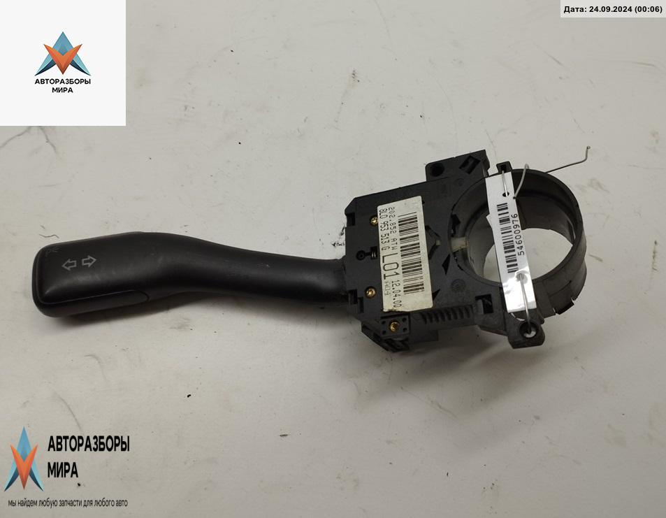 переключатель поворотов Audi A6 4B/C5 2000, 1.8 л., бензин, МКПП, серый, седан, 8L0953513G - фото №1